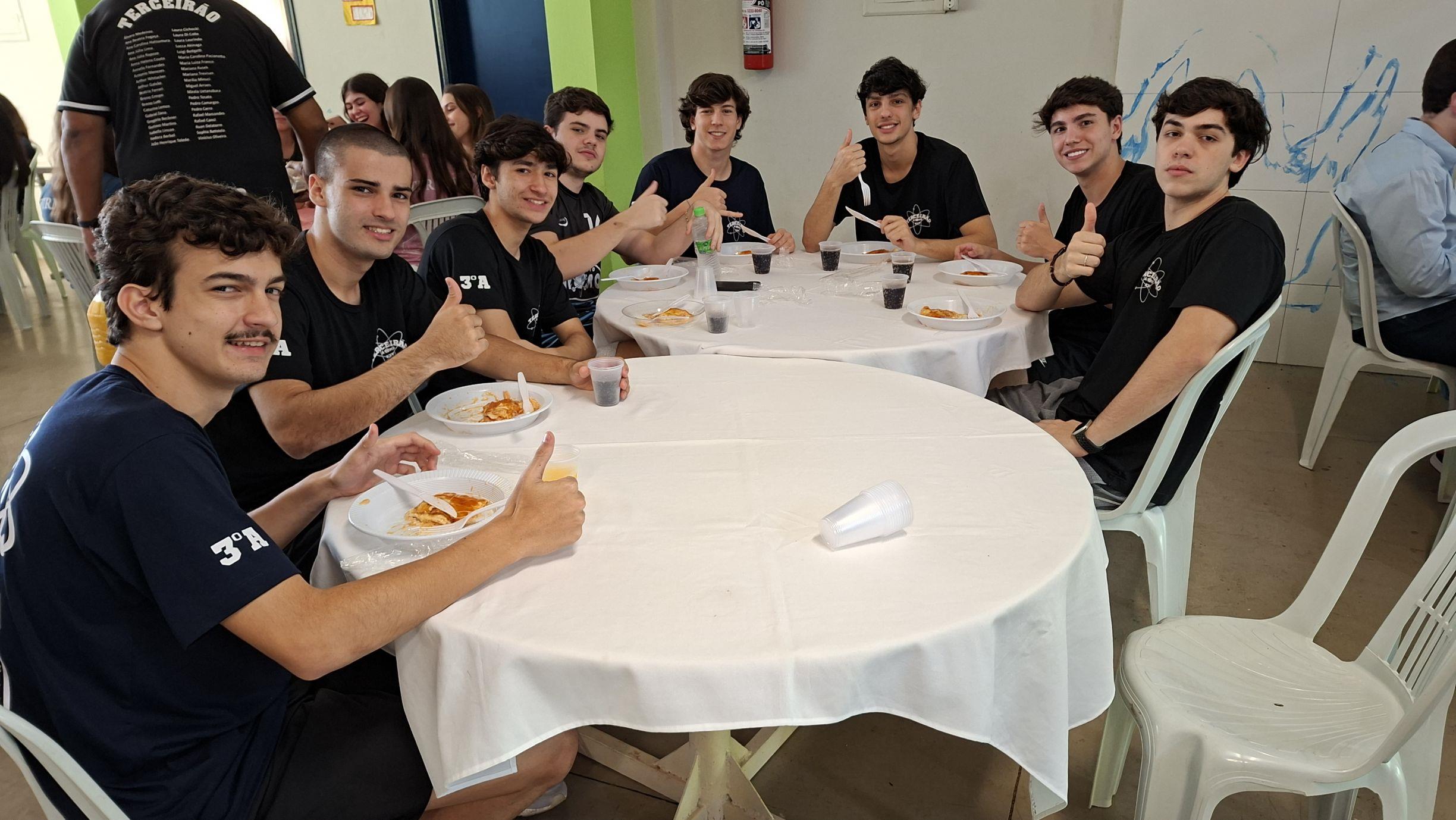 Momentos no Colégio Átomo